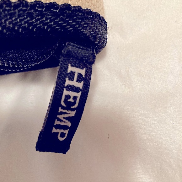 2 CD Cases/Organizers - Picture 7 of 12